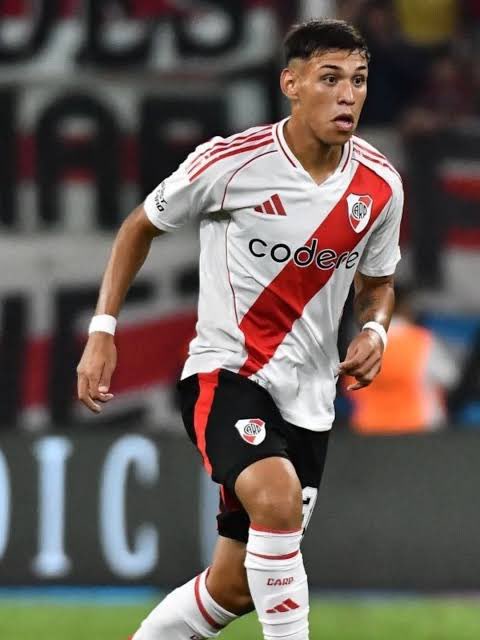 Ulises Giménez, el reemplazante de Bustos para el partido de #River visitando a Vélez.
