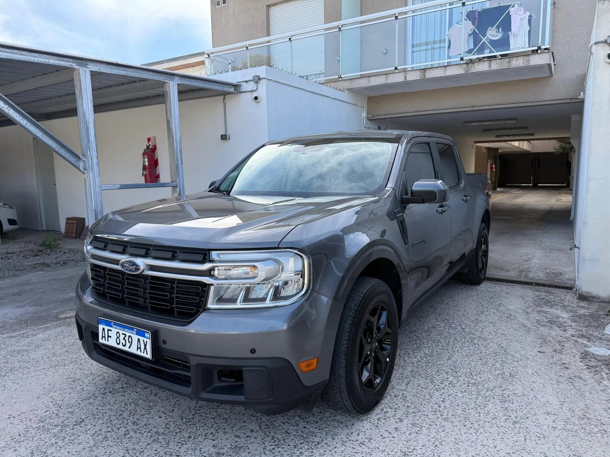 V6 Marketplace tweet media