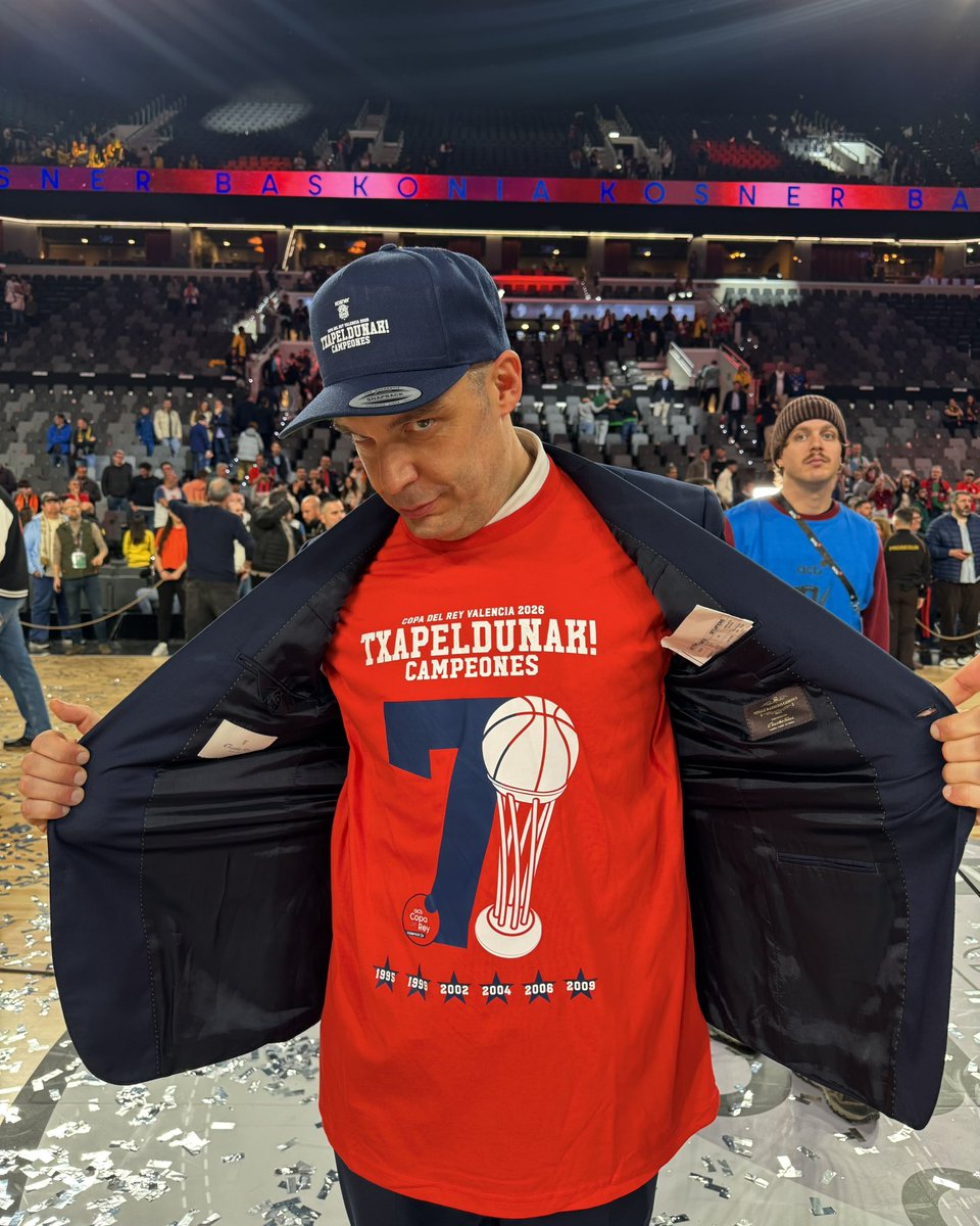 ACBCOM's tweet photo. Simplemente, Paolo Galbiati 

#CopaACB | @Baskonia https://t.co/RuSG0bRgi0
