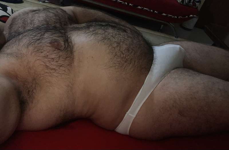 ㅤ

Taking a small rest, don't interrupt him. 💢

ㅤ