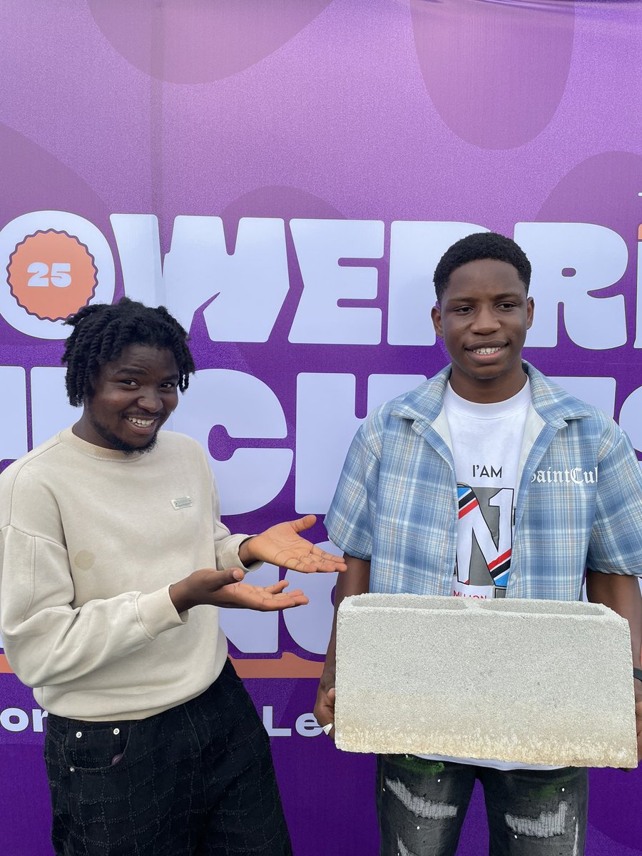 Romeo🌹 tweet media