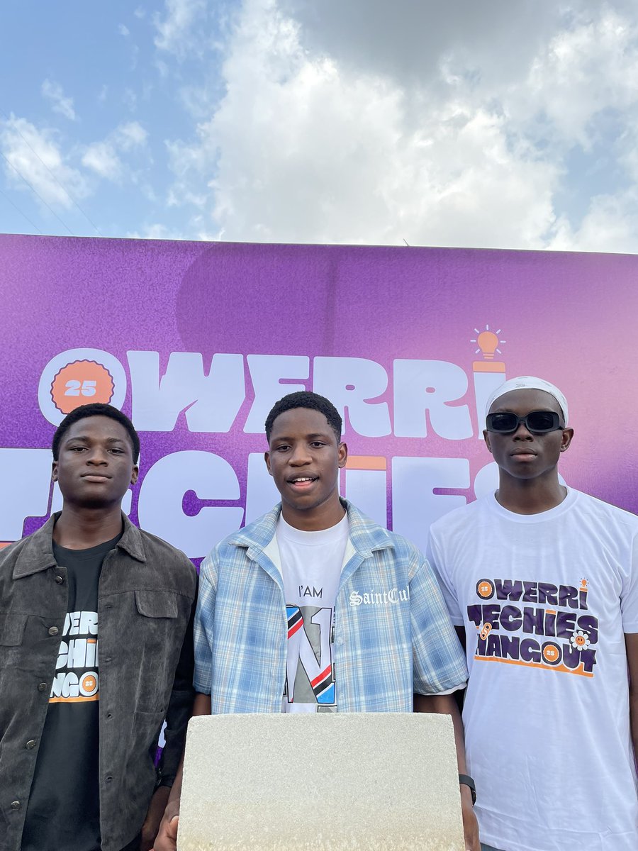 Romeo🌹 tweet media