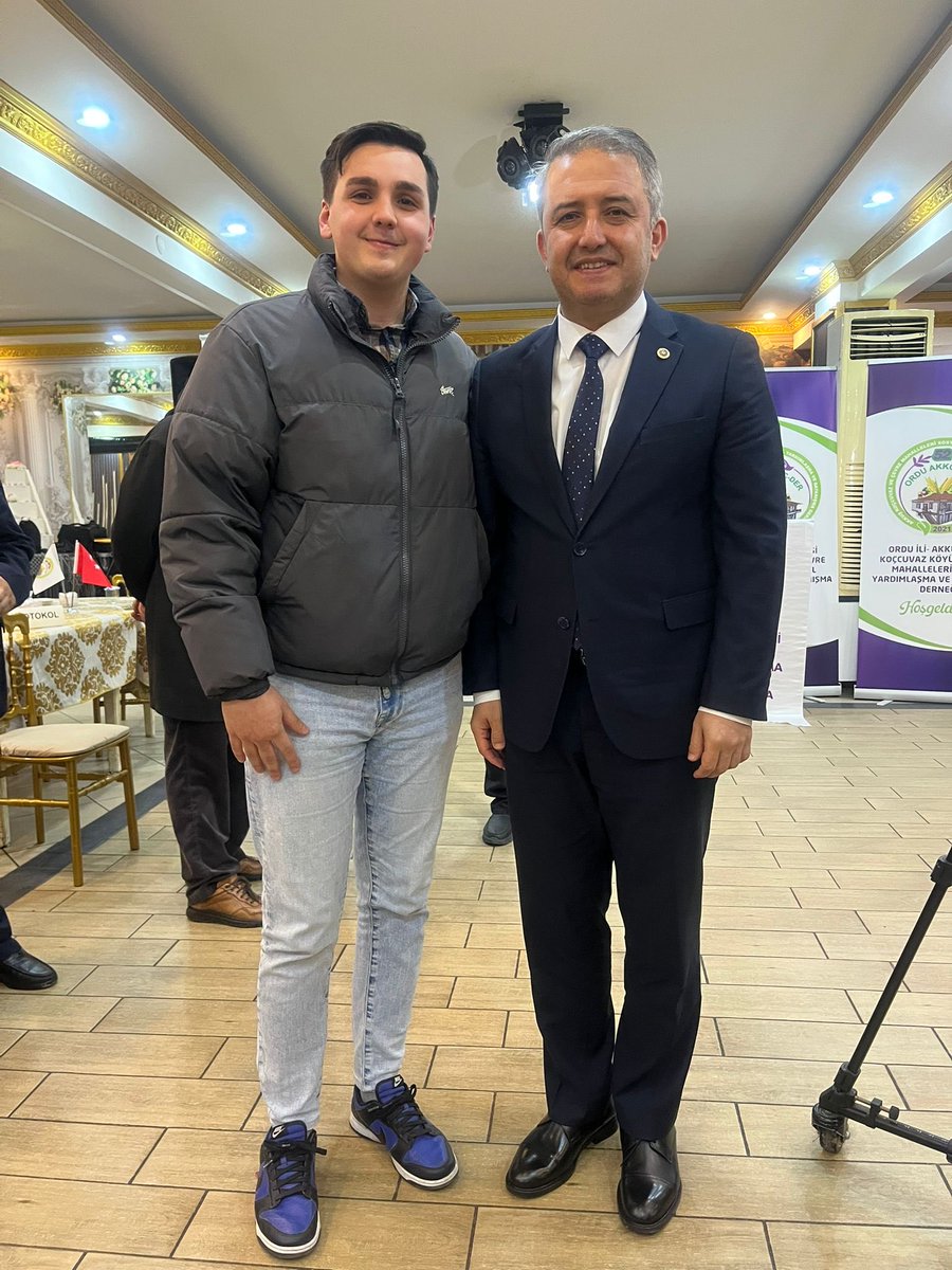 Daha önce hiçbir milletvekili ile fotoğraf çektirmedim dedi Ersin kardeşim. İlk fotoğrafı bize nasip oldu.😊