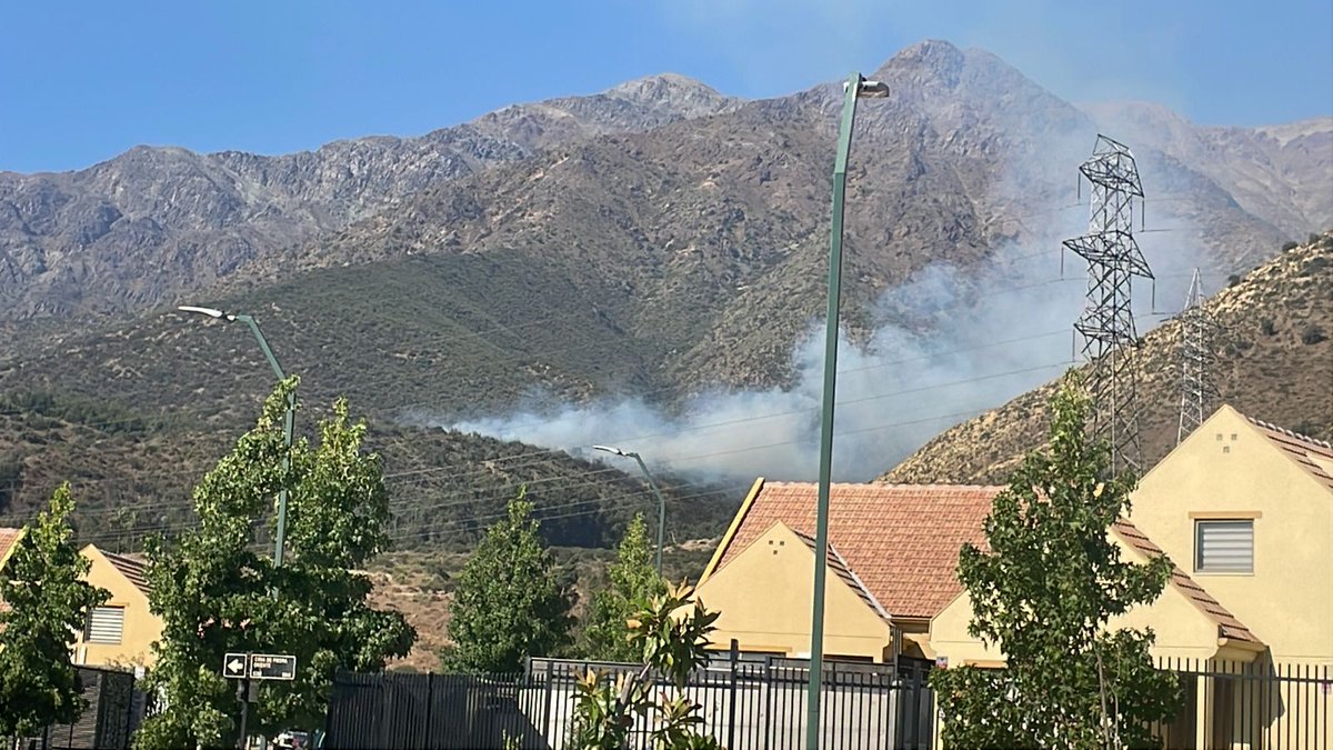Cuerpo de Bomberos de Ñuñoa tweet media