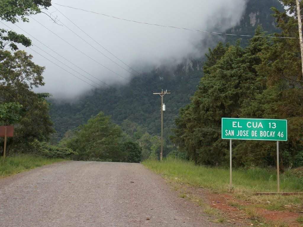 Donde termina el asfalto, empieza la aventura. 🌿🚗 Neblina, aire puro y verde infinito en los caminos de Jinotega, rumbo a El Cuá. 🇳🇮🌄✨ Nicaragua sorprende siempre. 💚
#Jinotega #RelaxNica