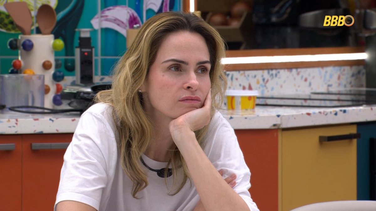 ATENÇÃO RENAULTS, quem é ANA PAULA CAMPEÃ deixa o RT e FAV aqui e me sigam, vou seguir todos de volta, vamos unir o nosso fandom, PRECISAMOS DE UNIÃO 🥂🍾

#BBB26