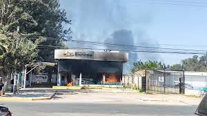 🚨🇲🇽 BREAKING — Cartels Attacked 20 Welfare Banks in Jalisco, but not the US Embassy...