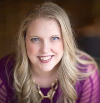 Want to know how a business manager can support your business? @michellelevans shares how her own business manager supports her in staying visible. - bit.ly/marketingvoice