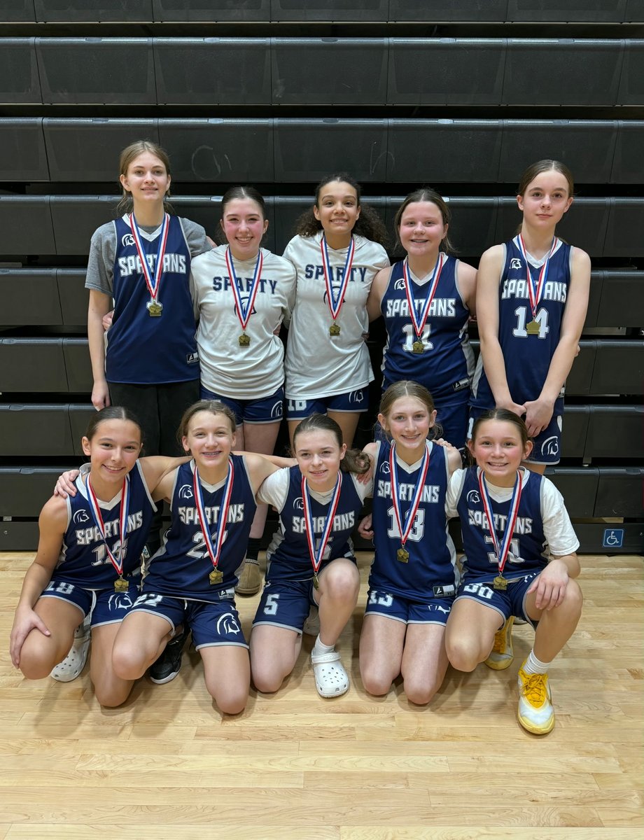 7th grade girls did great today in the tournment they beat francis Howell Vikings. 19-13. Then tied st charles pirates past ot. They got second for the tournament. Great job girls!! <a href="/FHCgirlsbball/">FHC GBB</a> #PTR 🥈⚒️