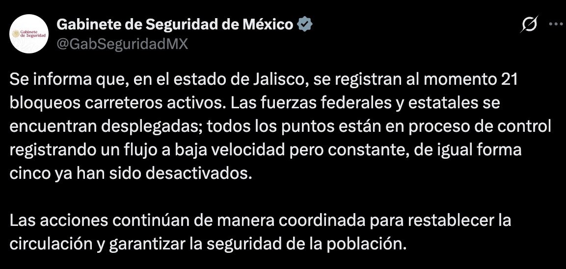 AliciaSalgadoMX's tweet photo. Hasta el momento el @GabSeguridadMX ha informado oficialmente sobre lo que ocurre en el país tras lo detención de #ElMencho:

*Jalisco registra al momento 21 bloqueos carreteros activos. Las fuerzas federales y estatales se encuentran desplegadas. 

*20 sucursales del Banco del Bienestar en Jalisco registraron daños derivados de hechos violentos.

*Se informa que los centros comerciales en la capital y en las principales ciudades de Jalisco operan con normalidad.