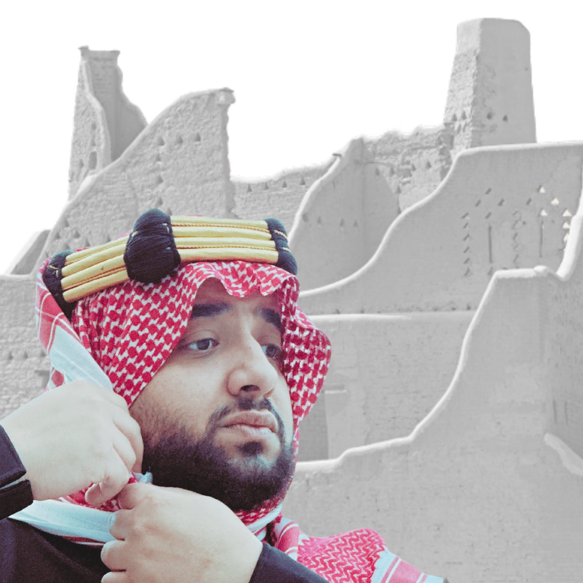 #يوم_التأسيس هو ذكرى مجدٍ صنعه الإصرار، وحملته الأجيال عبر الزمن ..

قبل ثلاثة قرون، سطّر الأجداد بدمهم وعرقهم بداية وطنٍ عريق، ثابتٍ أمام التحديات، راسخٍ في عمق التاريخ ..

ومنذ #يوم_بدينا_1727 وحتى اليوم، يواصل أبناء الوطن مسيرة البناء بعزيمةٍ متجددة، فكان الماضي أساسًا،