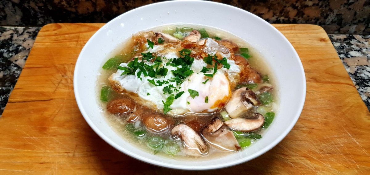 MiCocinaJIF's tweet photo. Receta elaborada con #huevo #champiñones #pollo #spring #garlic #homemade #foodstagram #foodlover #foodlife #foodlike #foodphotography #foodphoto #recetasfaciles #micocinajif #TheBest #comerbien #comidacasera #enjoy #cooking #ramen
Vídeo receta completa https://t.co/u2TL1EEoMS https://t.co/odgLBIzL8W