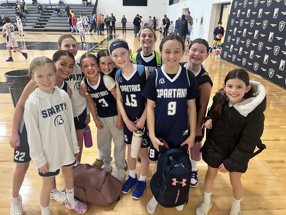 5th grade blue won all 3 games this weekend taking 1st place in the tournament! So proud of the teamwork and commitment this group of girls has to the game. They do the little things right and this helps them come up with big wins!! Keep it up #PTR ⚒️ 🥇 <a href="/FHCgirlsbball/">FHC GBB</a>
