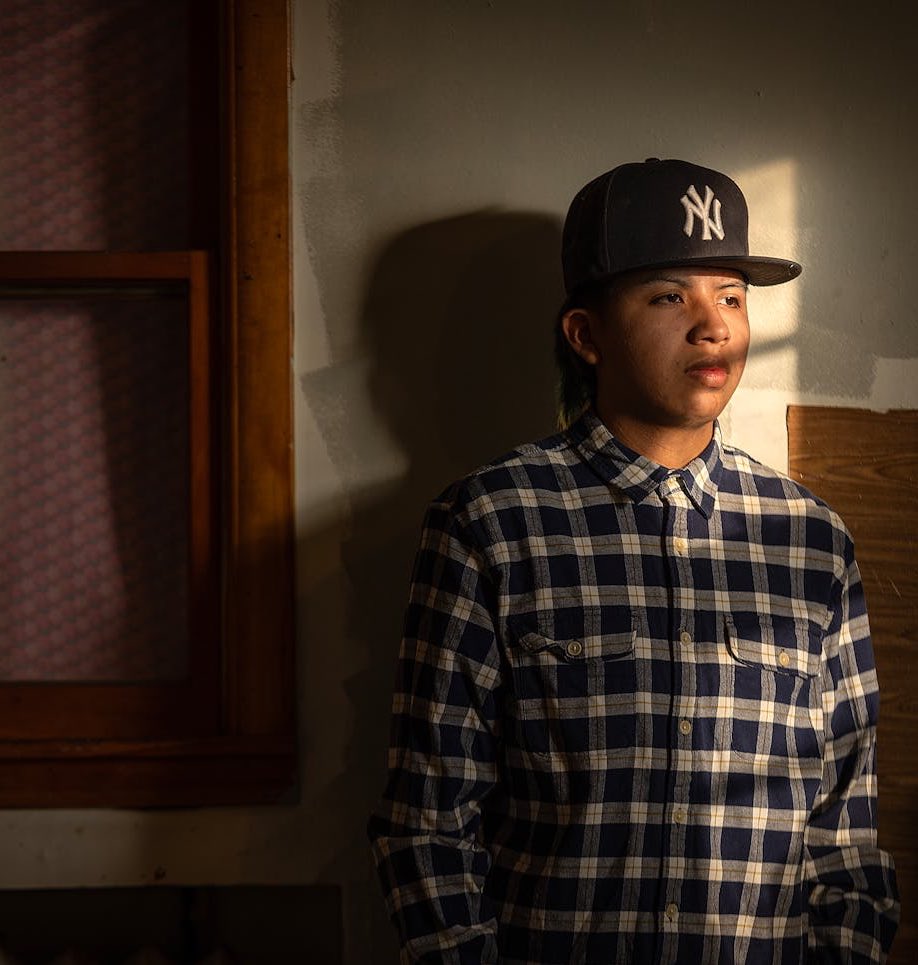 🚨BREAKING: ICE agents are arresting unaccompanied minors, trafficking them across state borders, and then “losing”them.

Sixteen-year-old Sebastian, an asylum-seeker from Ecuador, was driving in Minneapolis when immigration agents pulled him over in early January. He managed to