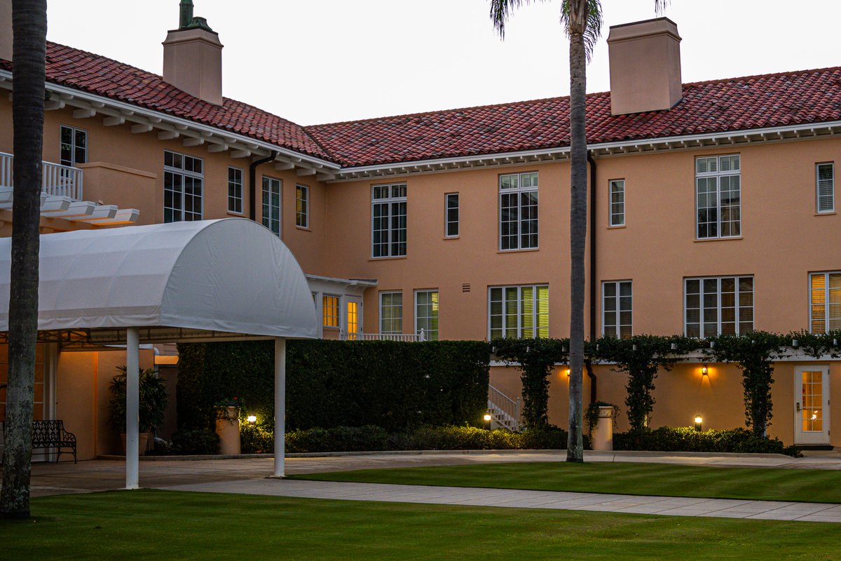 Warner University tweet media