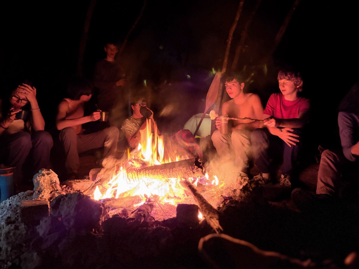 thewebbschool's tweet photo. Things got pretty #WILD for students and faculty on their outdoor adventure in Florida this #WinterBreak, as they spent 5 unforgettable days canoeing the Santa Fe River, camping along banks, swimming in crystal-clear springs, and looking for manatees! #TheWebbSchool https://t.co/a0OI7pcCqi