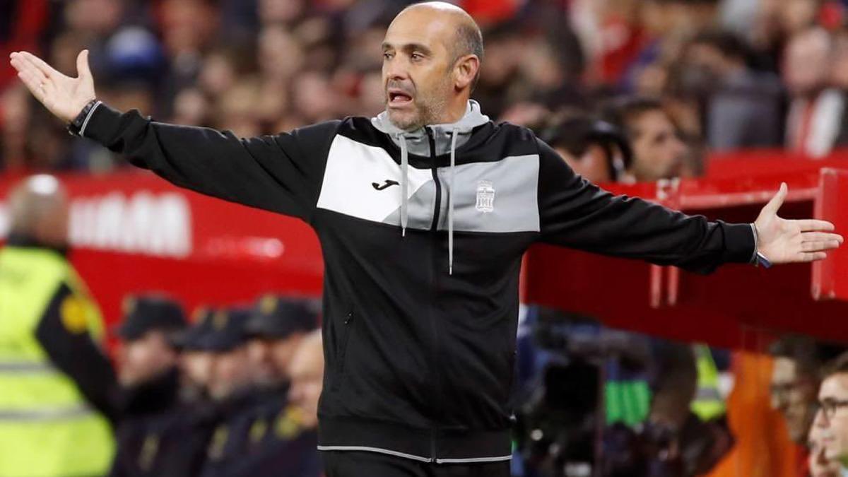 Alberto Monteagudo es candidato al banquillo grana.

👉Hoy estuvo en la UMU y ha estado en la cabeza de Felipe en otras ocasiones.

ℹ️ <a href="/joton74/">José A. Otón Pedreño</a>