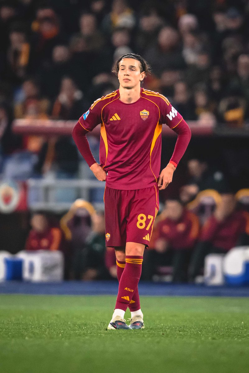 ASRomaEN's tweet image. 🔁 | Half-time substitution

⬆ El Aynaoui
⬇ Ghilardi

#ASRoma #RomaCremonese