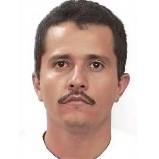 🇲🇽 | Los dos mayores capos del narcotráfico cayeron en la misma fecha.

— El 22 de febrero de 2014, el “Chapo” Guzmán, líder del Cártel de Sinaloa, fue capturado.

— Hoy, 22 de febrero de 2026, fue abatido el “Mencho”, líder del CJNG, tras un operativo que buscaba su captura.