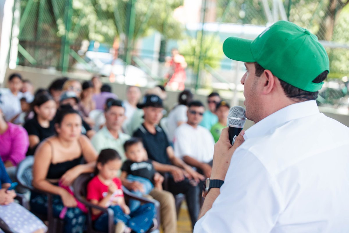 Hoy volví a confirmar por qué hago esto.
Llegar al corregimiento de La Victoria de San Isidro, en el municipio de La Jagua de Ibirico, fue puro gusto y felicidad.
Abrazos sinceros y miradas llenas de esperanza. Vine a recargar el alma y a seguir con más ganas conociendo sus