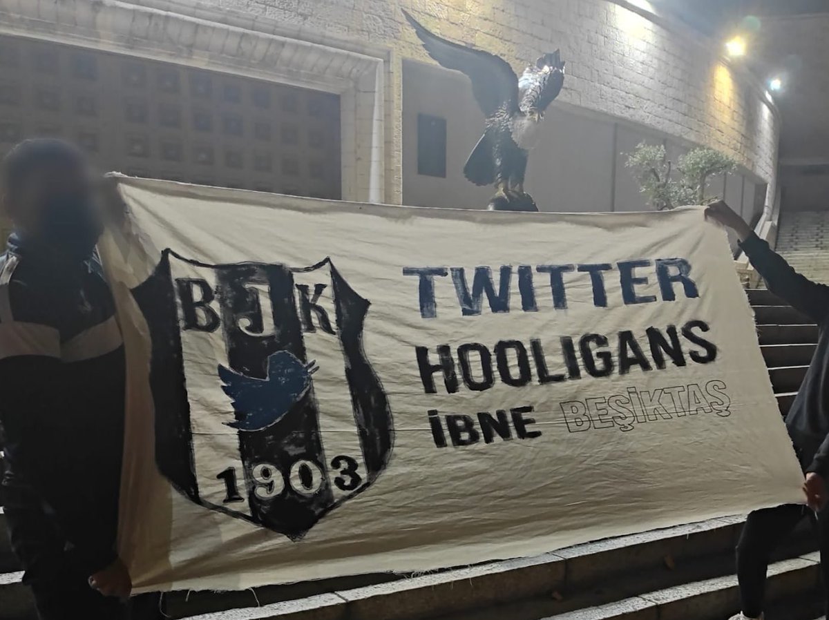 Bu pankartı boşuna yapmadık 🙌