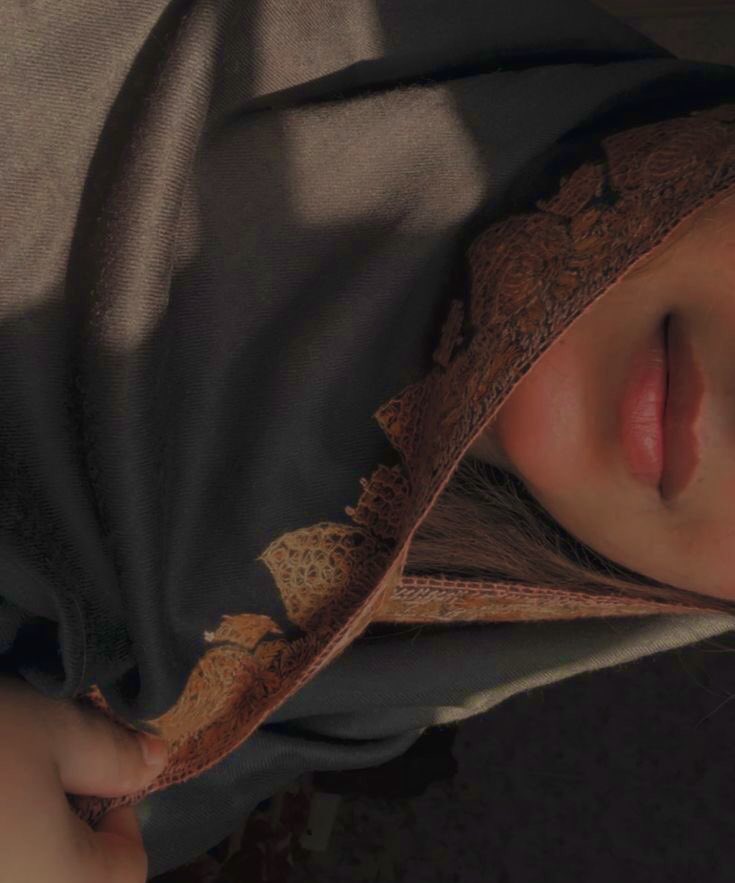 مقدر کے طمانچوں میں, تبسم کتنے پرکشش ہوتے ہیں ناں۔۔۔❤️‍🩹