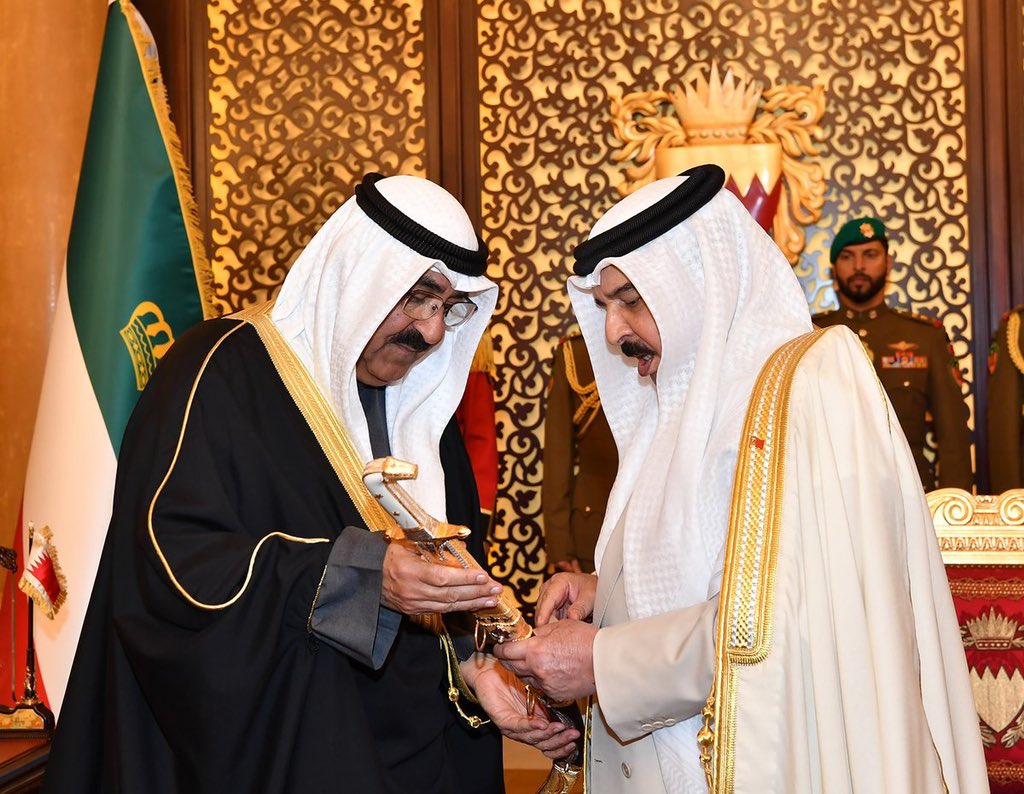 البحرين ترفض المساس بسيادة دولة الكويت على مناطقها البحرية ومرتفعاتها المائية الثابتة والمستقرة بالعلاقة مع جمهورية العراق 

وتحث على التعامل الجاد والمسؤول وفقًا لقواعد ومبادئ القانون الدولي، وما نصت عليه اتفاقية الأمم المتحدة لقانون البحار لعام 1982، وبما يتوافق مع التفاهمات