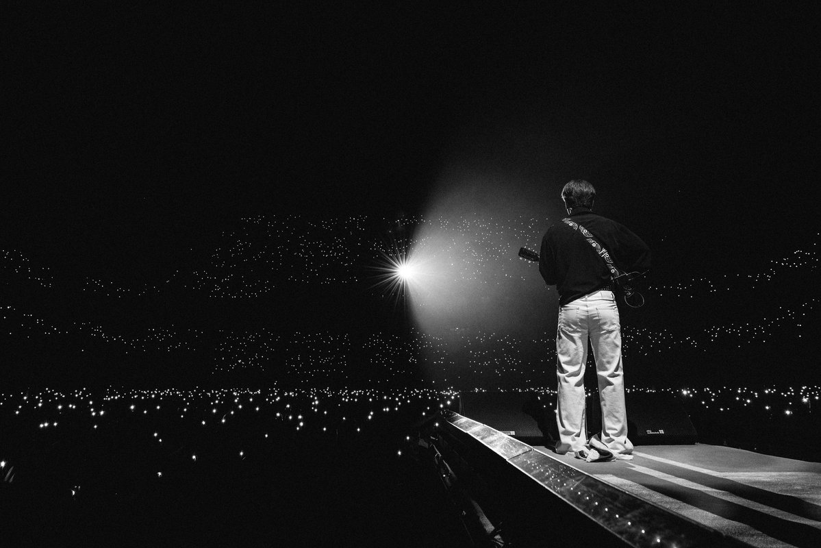 Soy un privilegiado, un completo privilegiado.
Gracias a toda gente que se alegra por esto, a la gente que fue feliz anoche, gracias. 🤍.