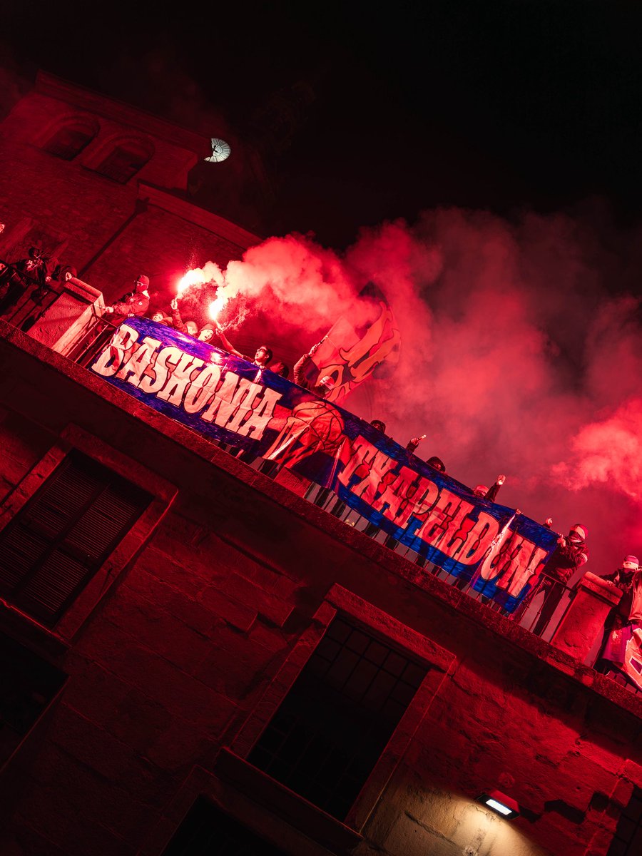 Baskonia's tweet photo. ¿Y si ganamos que…? 🤷 https://t.co/RA8lzjrmBY