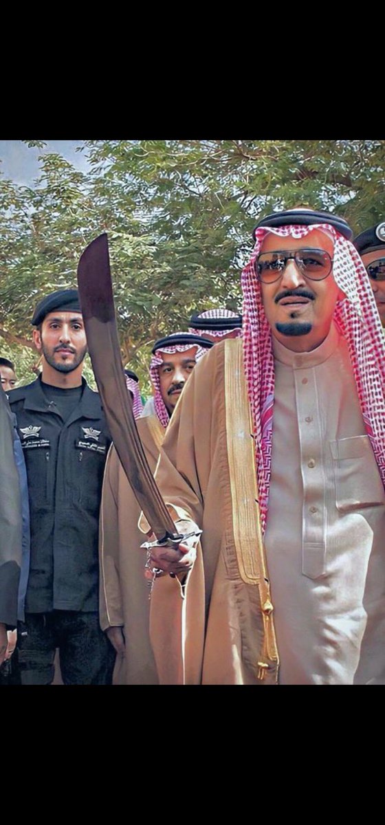 0_bishi's tweet photo. @KingSalman أرض شريفة وأسرة مباركة وعلم يخفق براية التوحيد.
الحمدلله حمداً كثيراً على نعمه.
رحم الله المؤسس ومن تبعه من ملوكنا رحمة واسعة وأدام الله ذكركم بيننا وأطال في عمرك بالصحة والعافية يابوفهد. https://t.co/rRd5J8HbD2