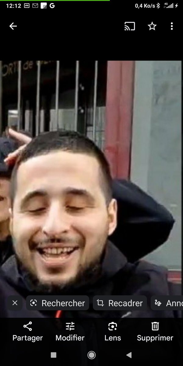 2Halumi's tweet photo. Ces dégénérés de l'extrême gauche mélanchoniste ont pourri la marche pour Quentin !!

Que fait un cutter dans la manche de la tarée ??

Mon dieu les tronches de consanguins ! https://t.co/RaG8BgcDeF