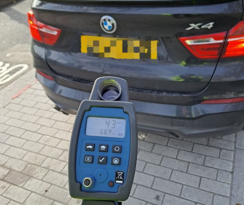 CityPoliceCops's tweet photo. #CityRPU were waiting for recovery for a stolen 🚘 we located at #VictoriaEmbankment when officers spotted drivers going too fast.
This driver was stopped at more than twice the limit and will be going to court to explain.
#SafeSpeeds #RespectTheLimit
13303 https://t.co/6HZPfkzJ8T