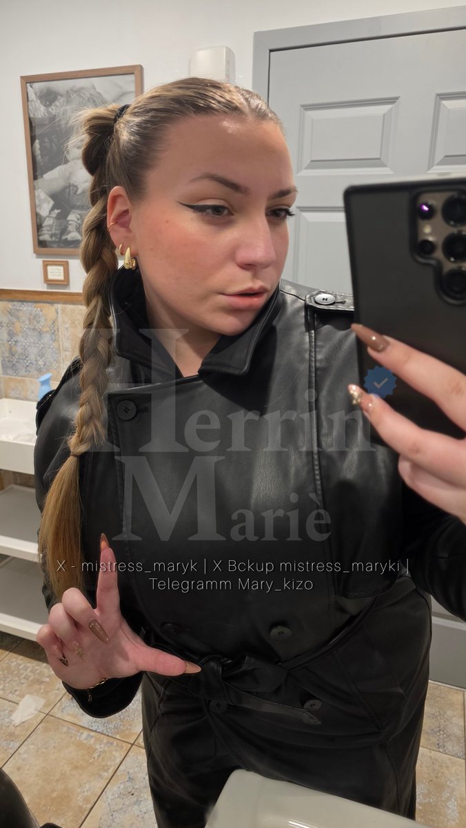 Ich liebe schwarze Leder Sachen🥵