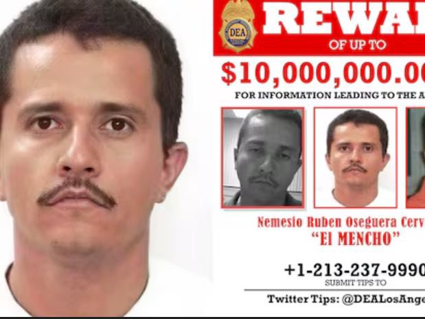 عدد من الدول من بينها كندا والولايات المتحدة والصين علّقت رحلاتها إلى المكسيك و أصدرت تحذيرات لمواطنيها 

المكسيك الآن في عزلة وفوضى وأعمال عنف بكل مكان، إن لم تتصرف الحكومة بسرعة قد تمتد الأزمة لعدة أشهر، وهذا سيؤدي لتهديد كأس العالم!