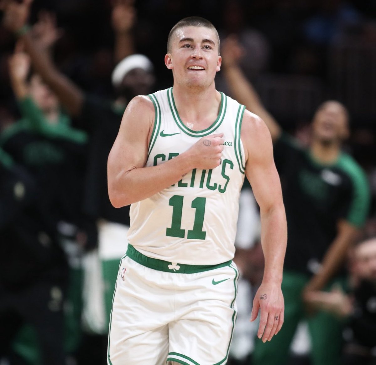 Best FG% In The Paint (Non-Restricted Area) For The 2025-26 NBA Regular Season (Min. 150 Total FGA) :
                                      
1.  Payton Pritchard  —  60.7%
2.  Nikola Jokic  —  59.3%
3.  Naji Marshall  —  58.3%
4.  Kevin Durant  —  56.6%
5.  Shai