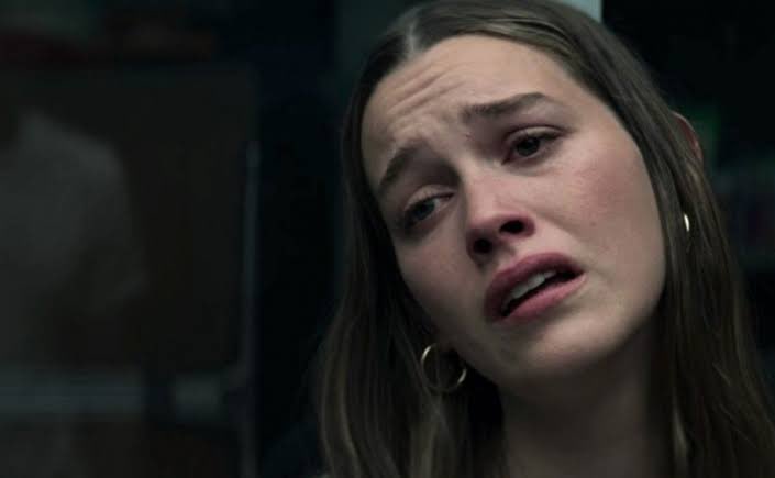 Yop viendo que incendiaron un camión de la ruta que se tarda un chingo en pasar porque cuenta con pocas unidades: