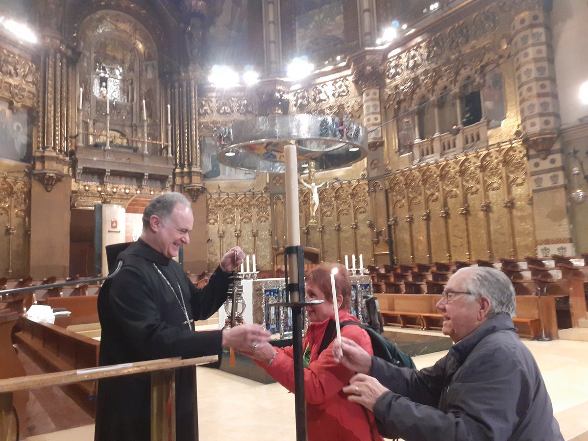 Amics Prada 🎗🎗 🎗🎗 tweet media