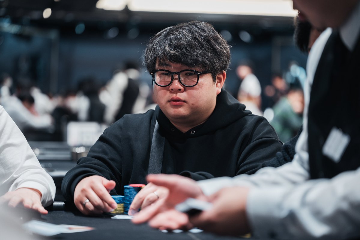 TopofPoker's tweet photo. @atlas @suzu_is_fish @shunki_minakusa @voice_rugby 【#25 NLH Deepstack Sponsored by Re:Poker】

2位 ラグちゃん様、3位 ヒロ様
4位 HAKU様、5位 masasasann様

入賞おめでとうございます✨

#TPC
#西日本を制せ https://t.co/lsQv3nB2d8