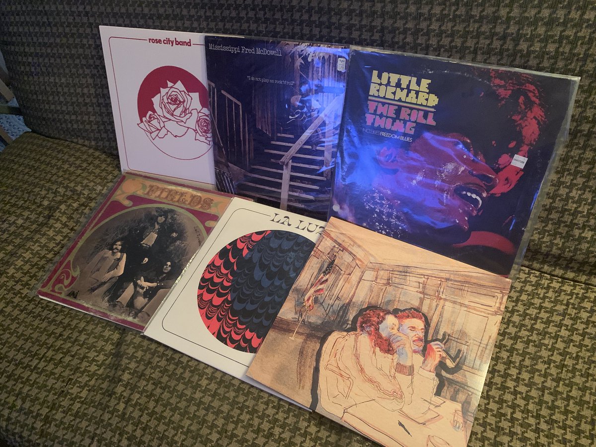 Vinyl Adventures this Sunday:

Rose City Band <a href="/RoseCityBand/">Rose City Band🌹</a> 
Mississippi Fred McDowell
Little Richard
Fields
La Luz <a href="/laluzers/">La Luz</a> 
Armand Hammer <a href="/BackwoodzHipHop/">Backwoodz Studioz</a>