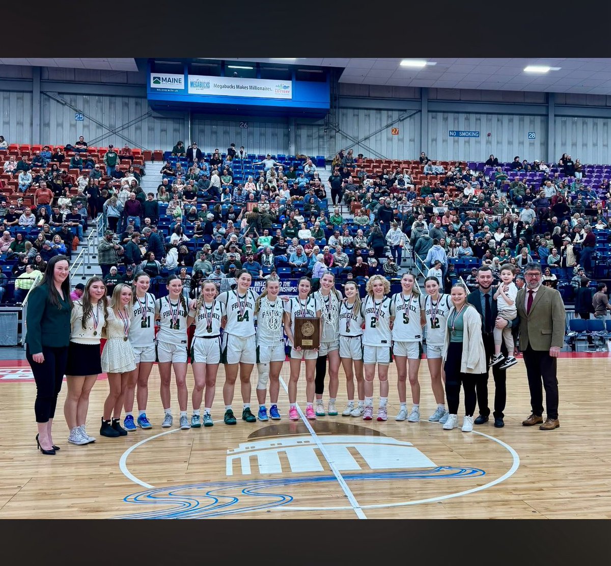 Lady Phoenix Hoops tweet media
