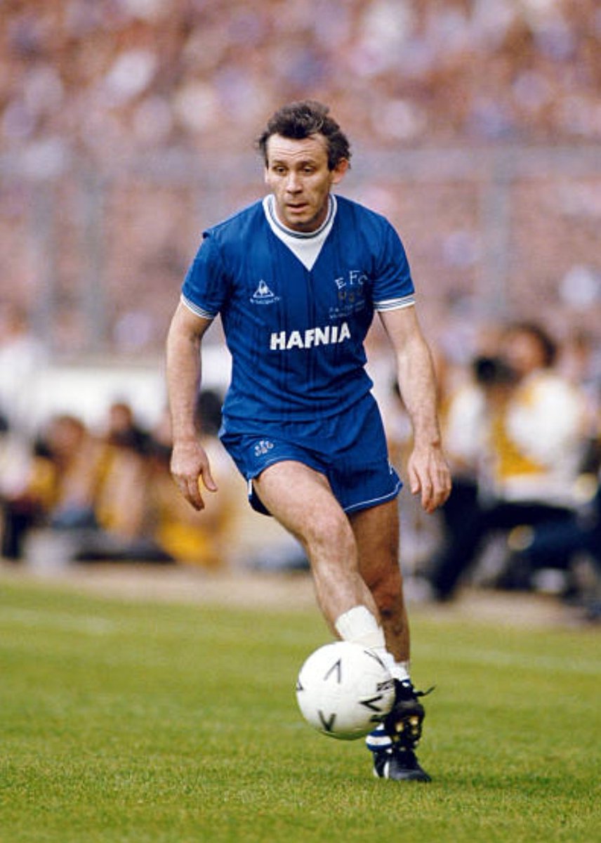 footballmemorys's tweet image. Peter Reid in action for Everton

#EFC #Everton #Toffees