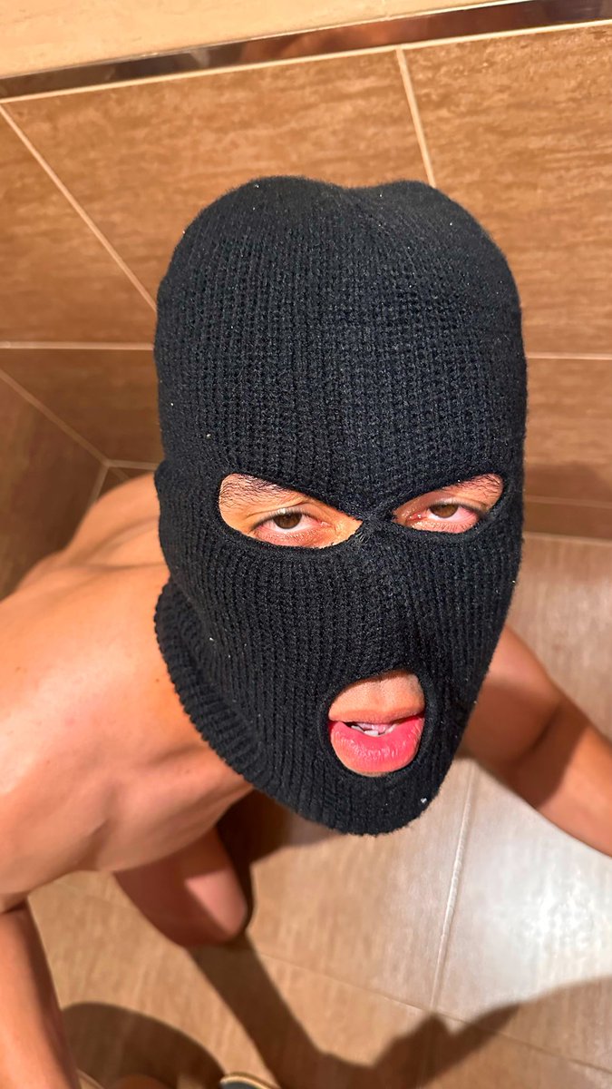 MASKKINGG1's tweet photo. Dame esa leche #leche #gayleche #chudai 🍆💦 https://t.co/QVKy16Jv72