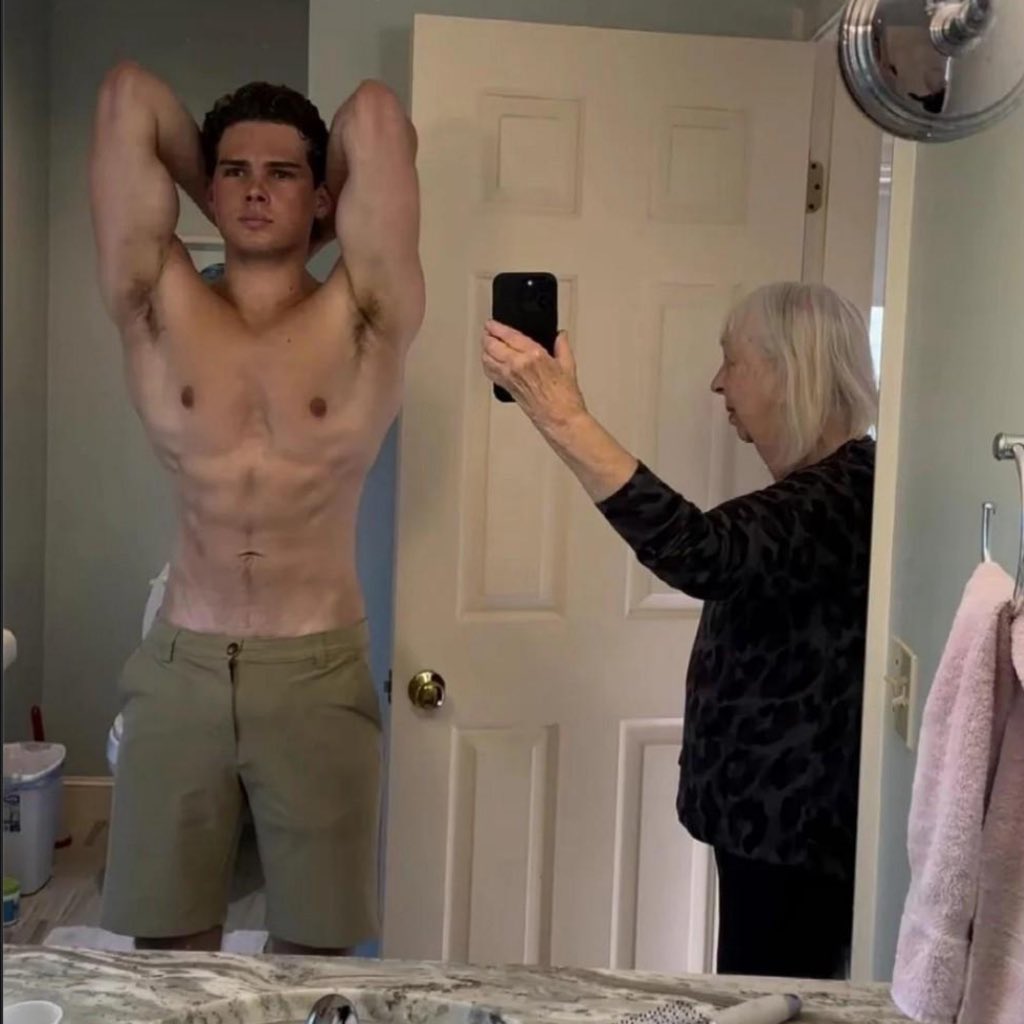 Clavicular suffered a minor cortisol spike after I invited him to Chuck E. Cheese for the 2nd time