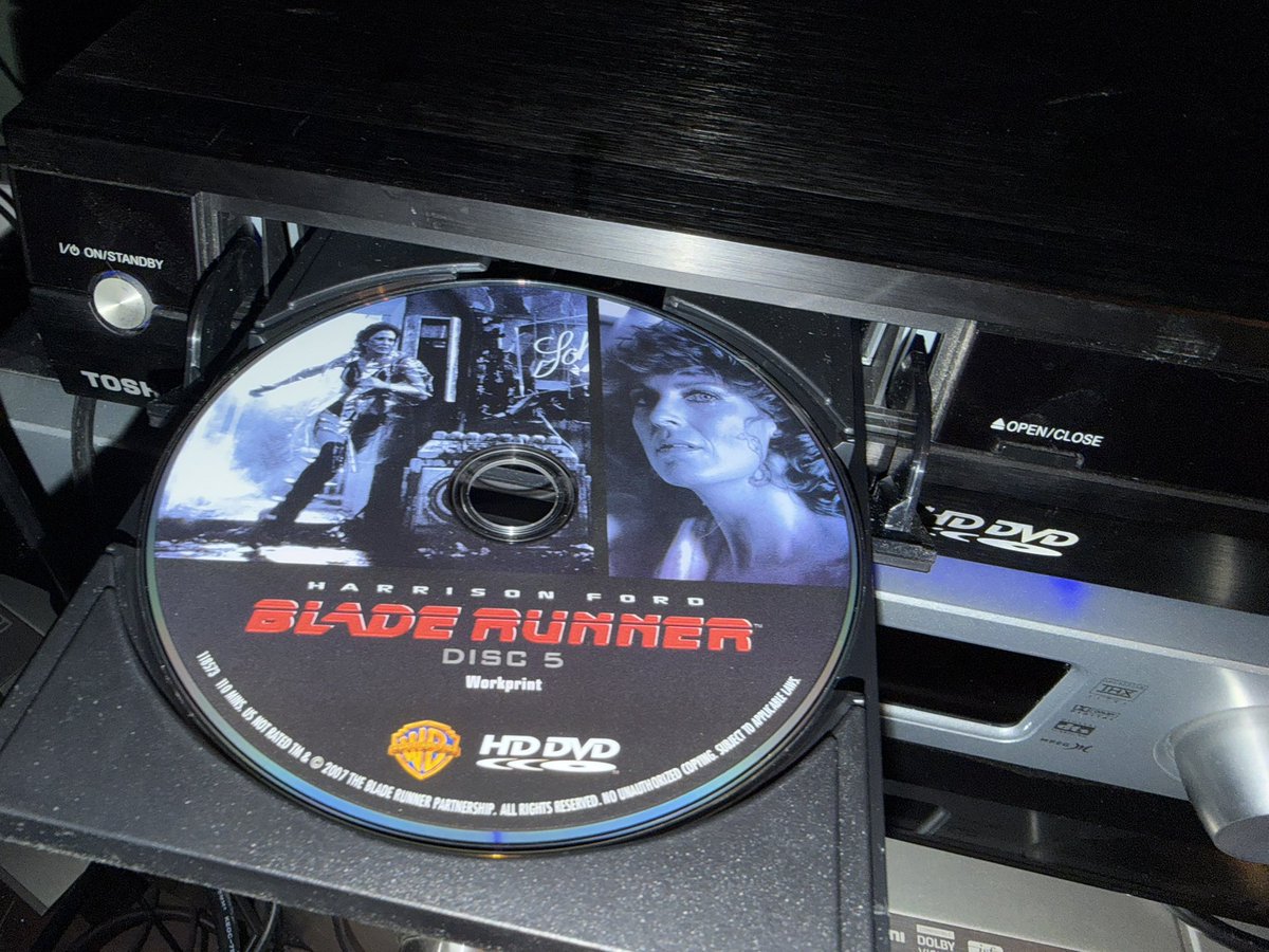 the4kCollectivE's tweet image. Picked up a cheap copy of this. BladeRunner HD-DVD with all the cuts as my own copy from Day One has rotted. 

Fingers crossed this works. Will be able to try it out since I have the Toshiba HD-XE1 hooked up. 

#HDDVD #PhysicalMedia #BladeRunner