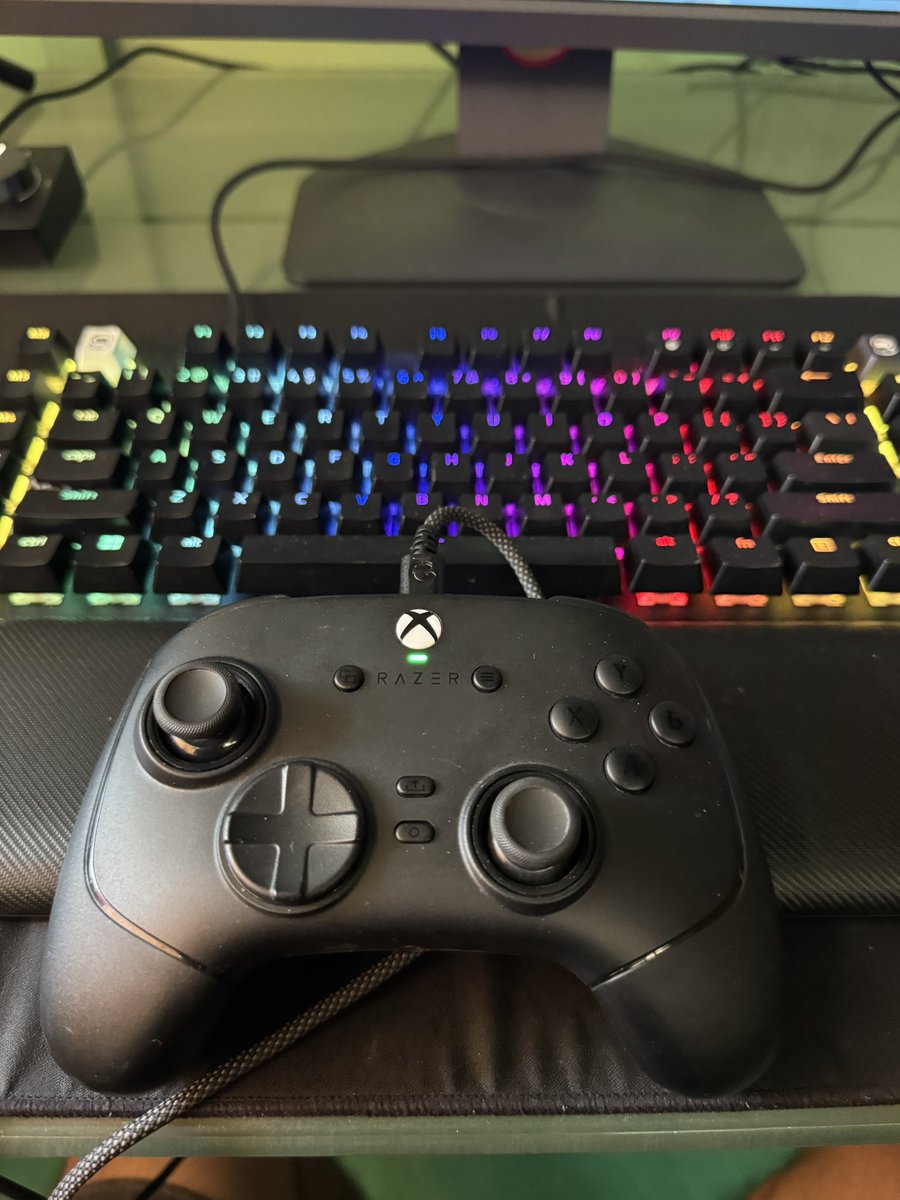 Vamos a ver qué pedo Twitch.tv/Hardyslay