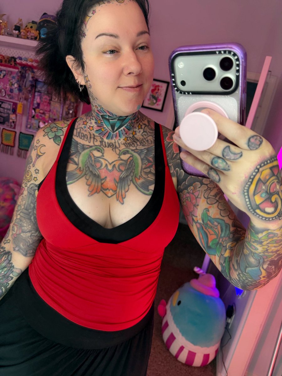 GLiTZY💎BRiTE tweet media