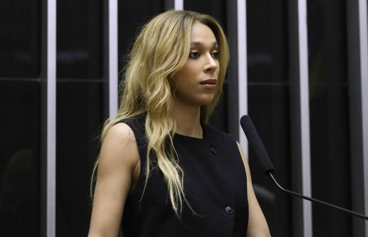 🚨 URGENTE: Conselho Nacional de Justiça aceita denúncia de Erika Hilton e juízes que liberaram pedófilo de 35 anos em MG serão investigados!