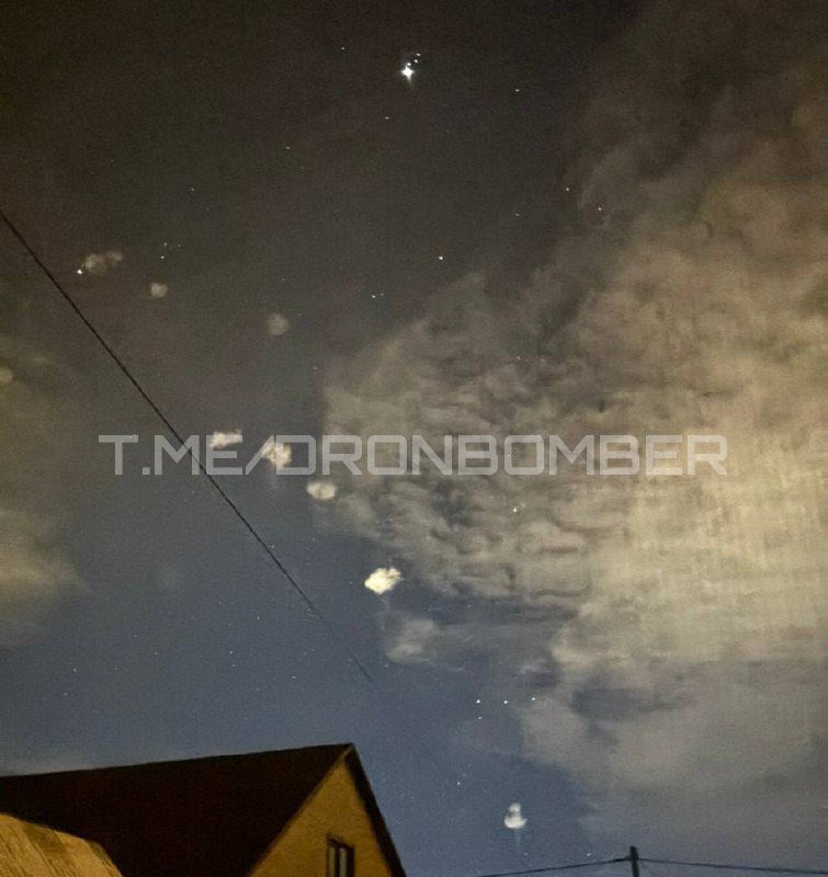 Massive strikes on energy infrastructure are being reported right now. According to preliminary data, the "Frunzenskaya" electrical substation in the Dragunskoye area of the Belgorod district was hit.

Local residents reported a series of powerful explosions, followed by a large