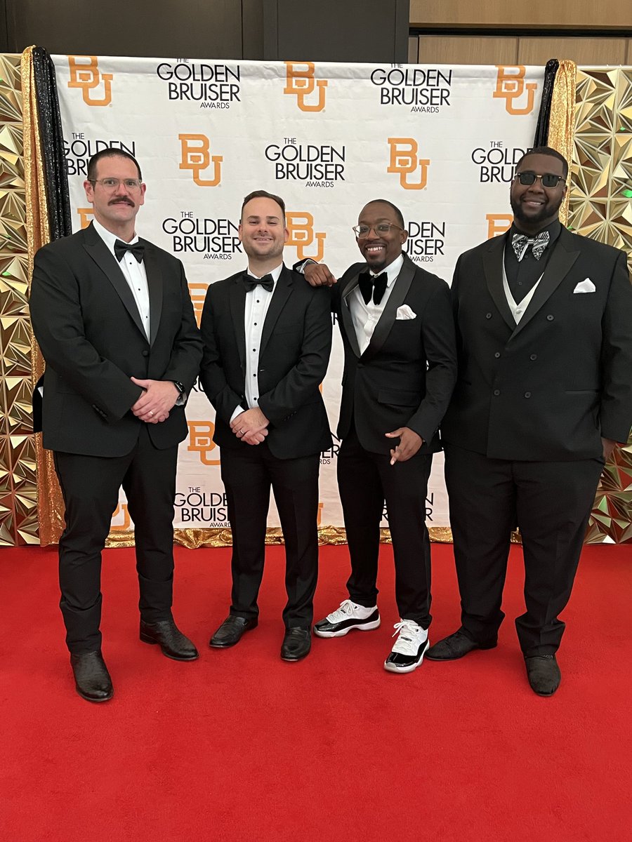 Ryan Amodei tweet media