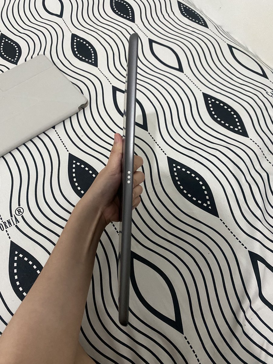 mezzsy | WTS ipad gen 9 tweet media